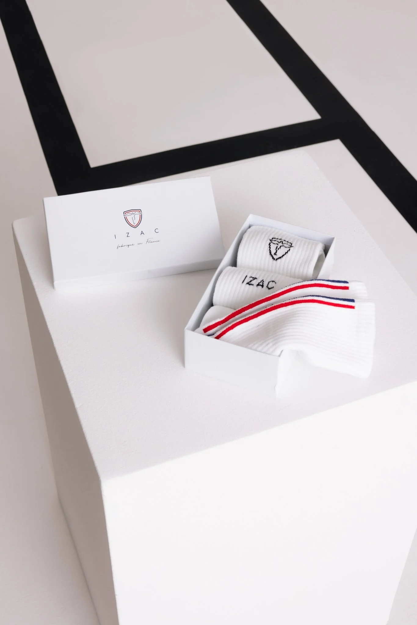 Boite de chaussettes avec logo blanc - Image 2