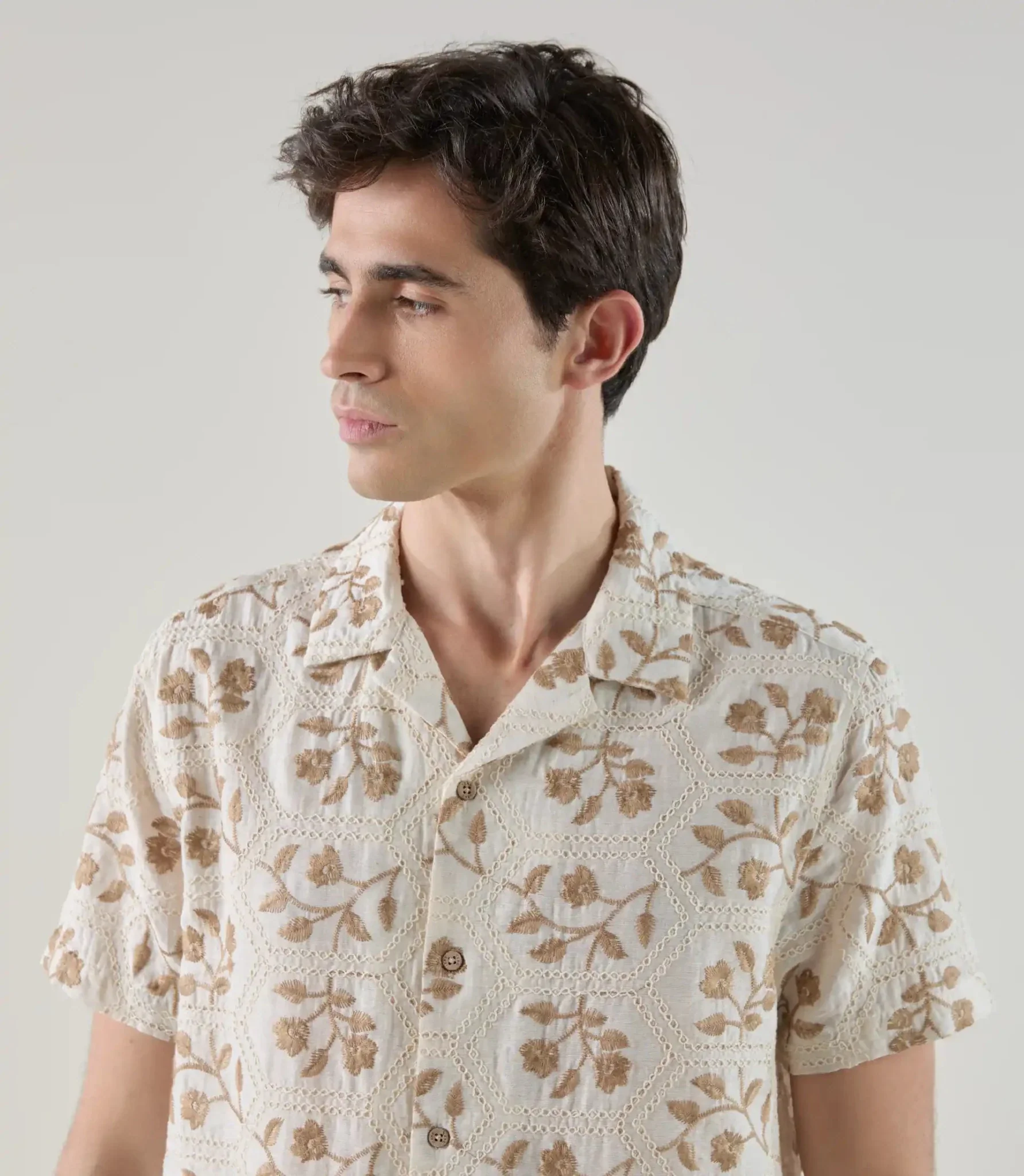 Chemise brodée beige - Image 2