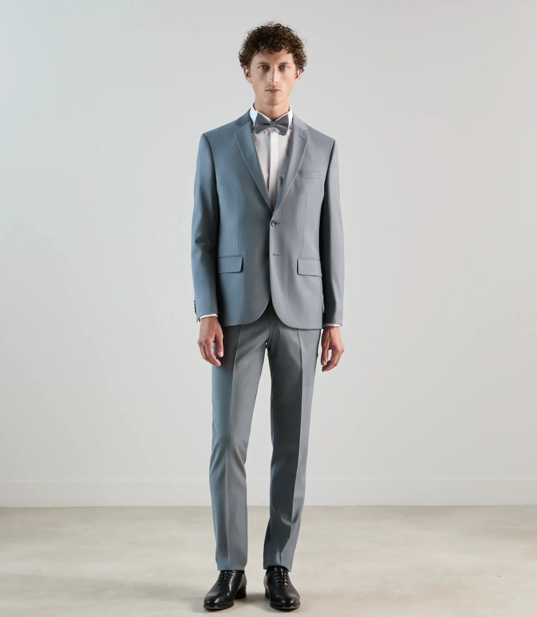 Costume 2 boutons en laine majoritaire bleu gris clair - Image 3