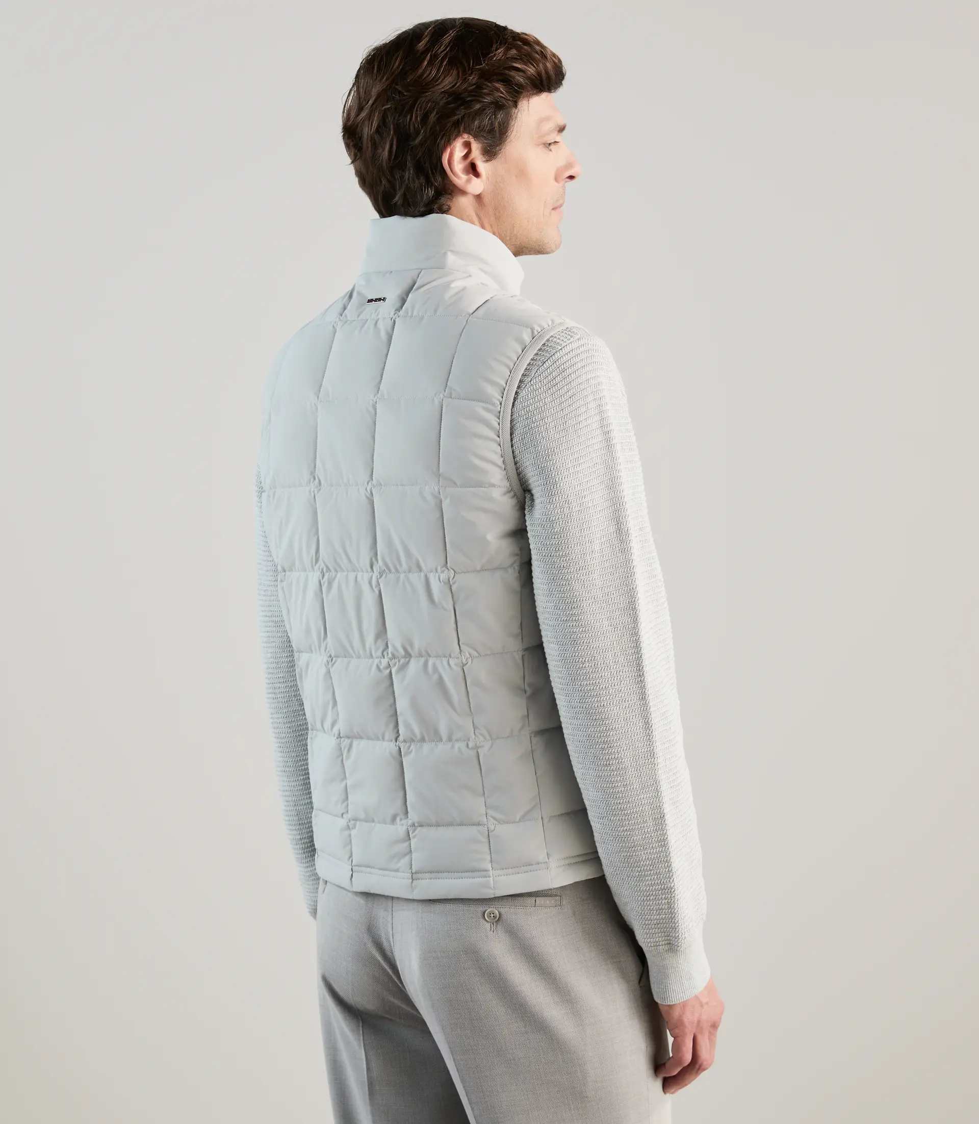 Doudoune sans manches gris perle - Image 6