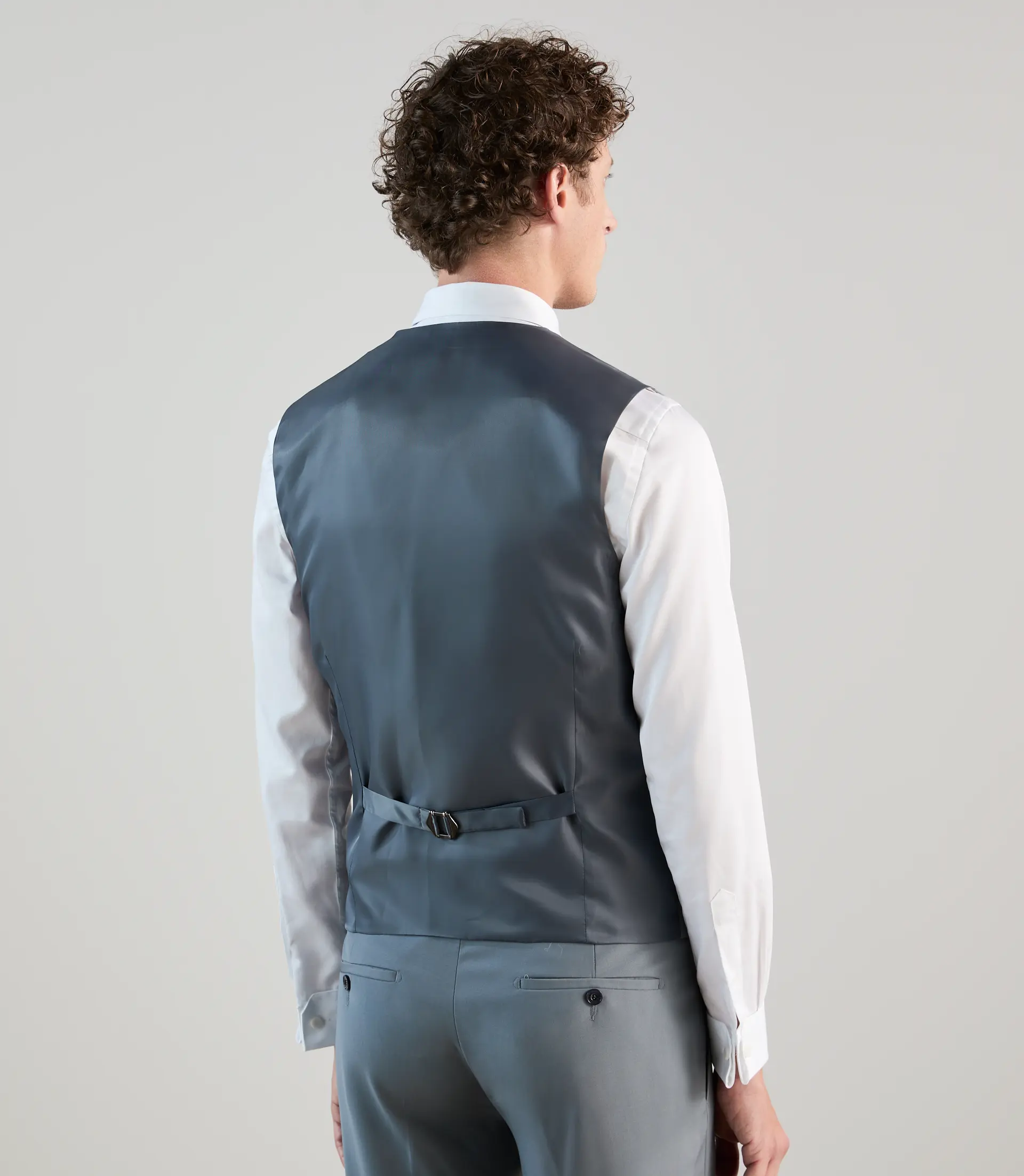 Gilet ville en laine majoritaire bleu gris clair - Image 3