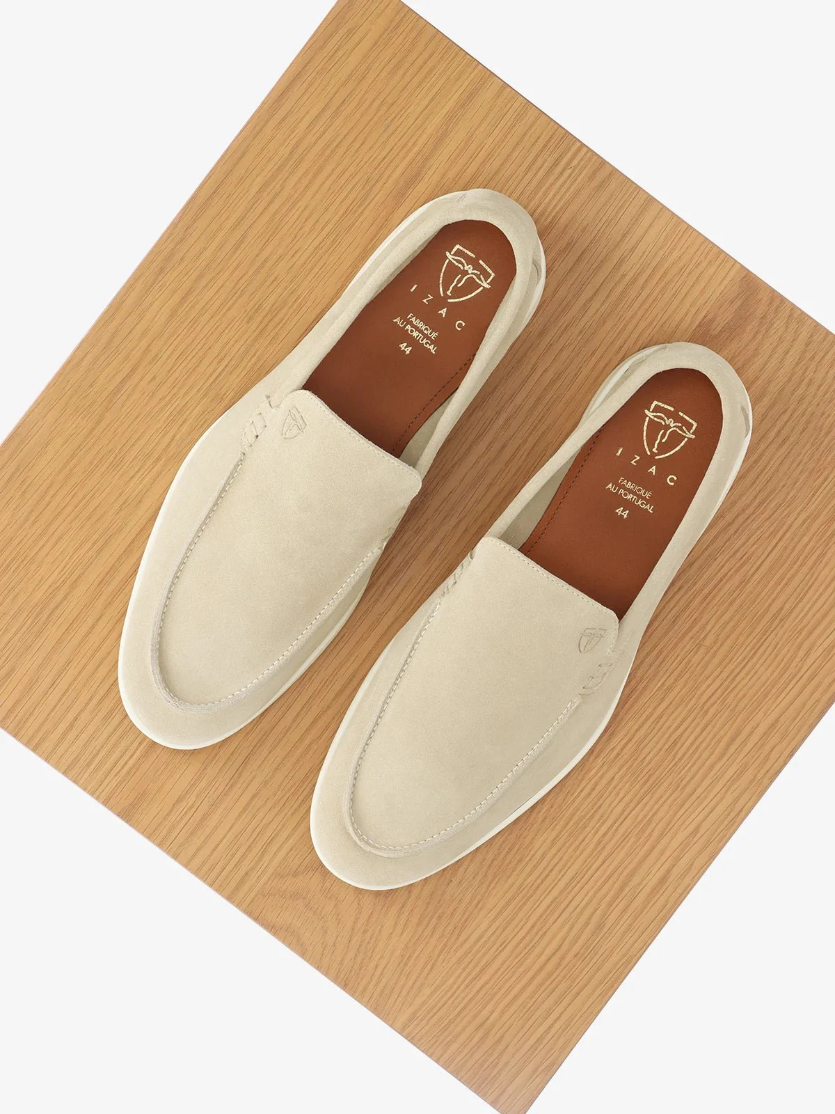 Mocassin casual en suède écru - Image 4