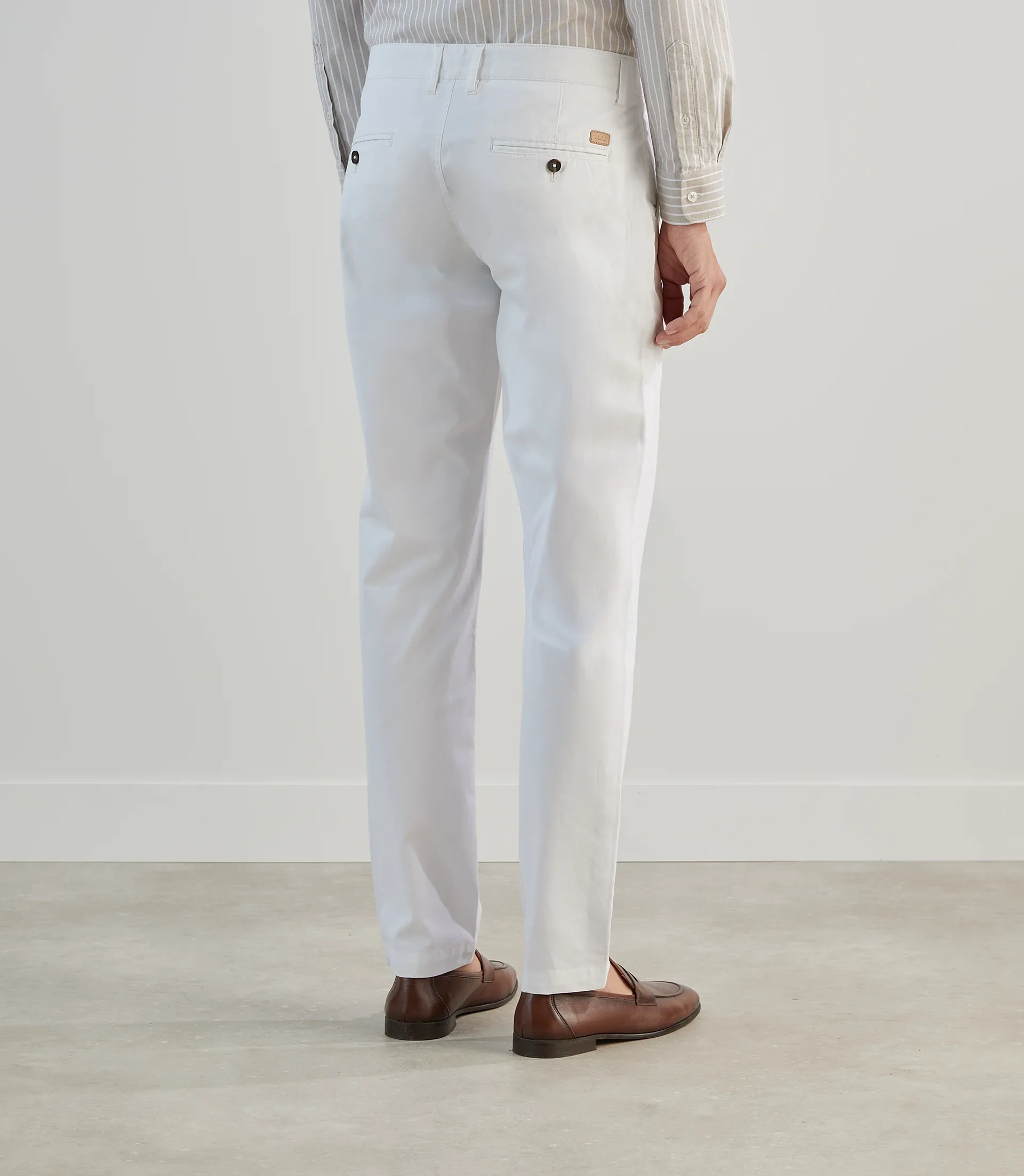 Pantalon chino blanc - Image 4