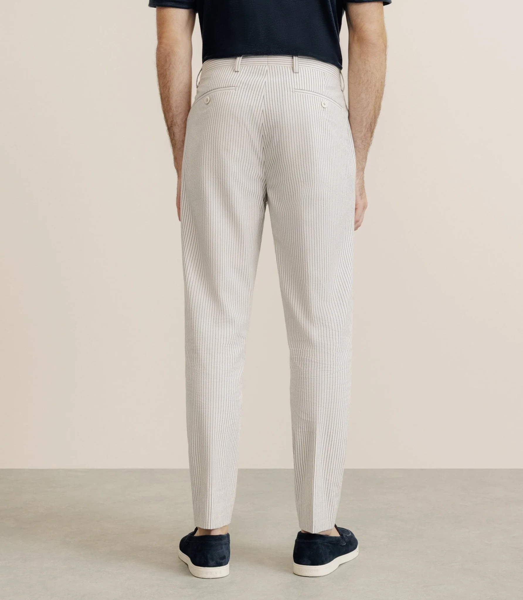 Pantalon ville coupe carotte beige - Image 4