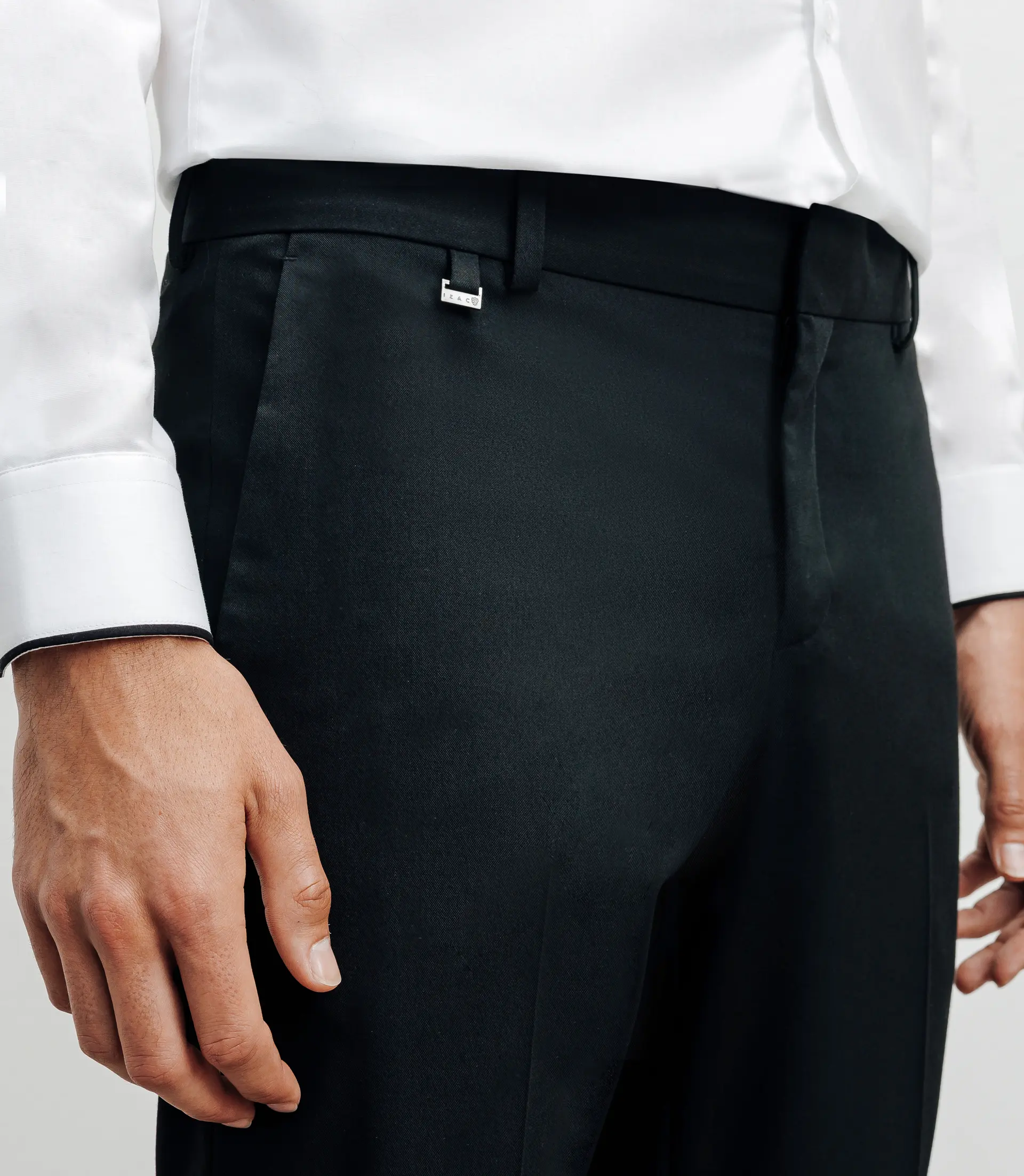 Pantalon ville ajusté noir - Image 2