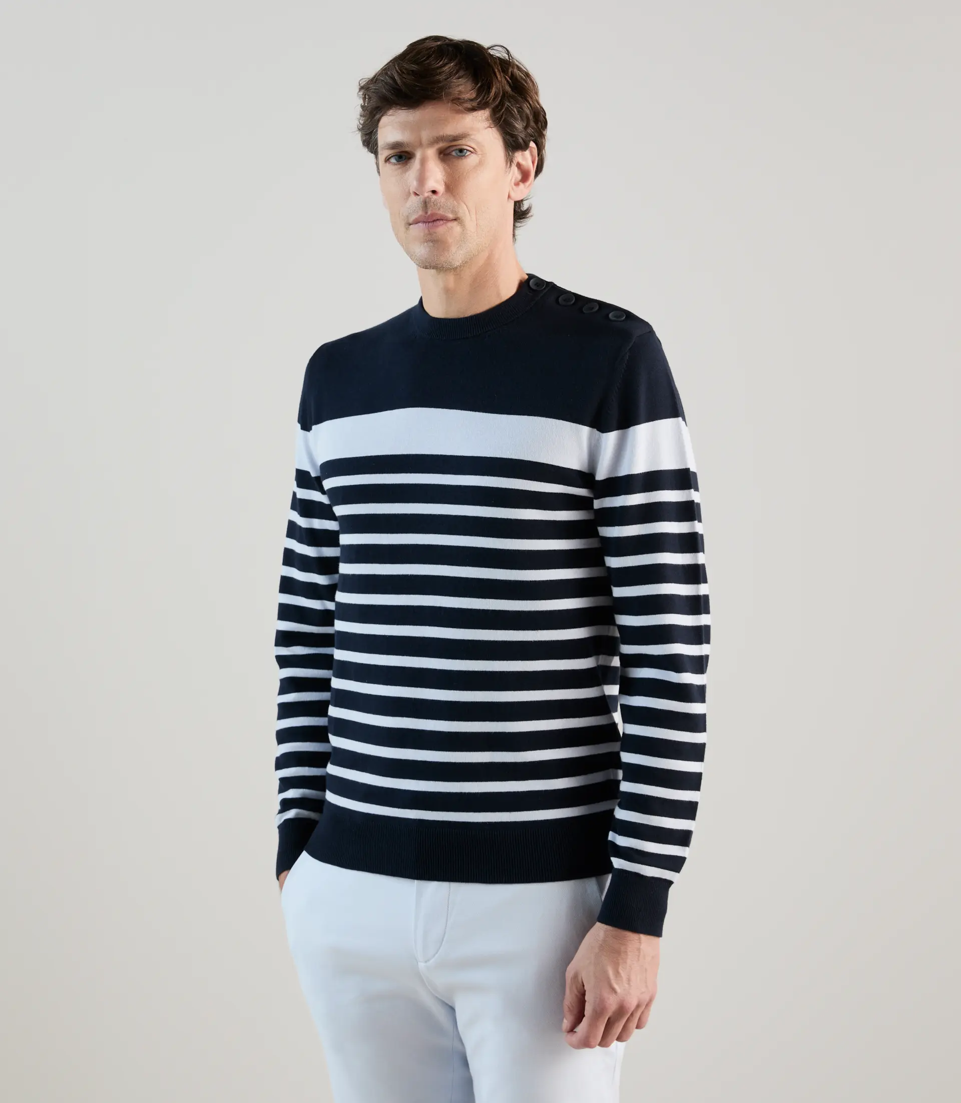 Pull col rond à rayures marine