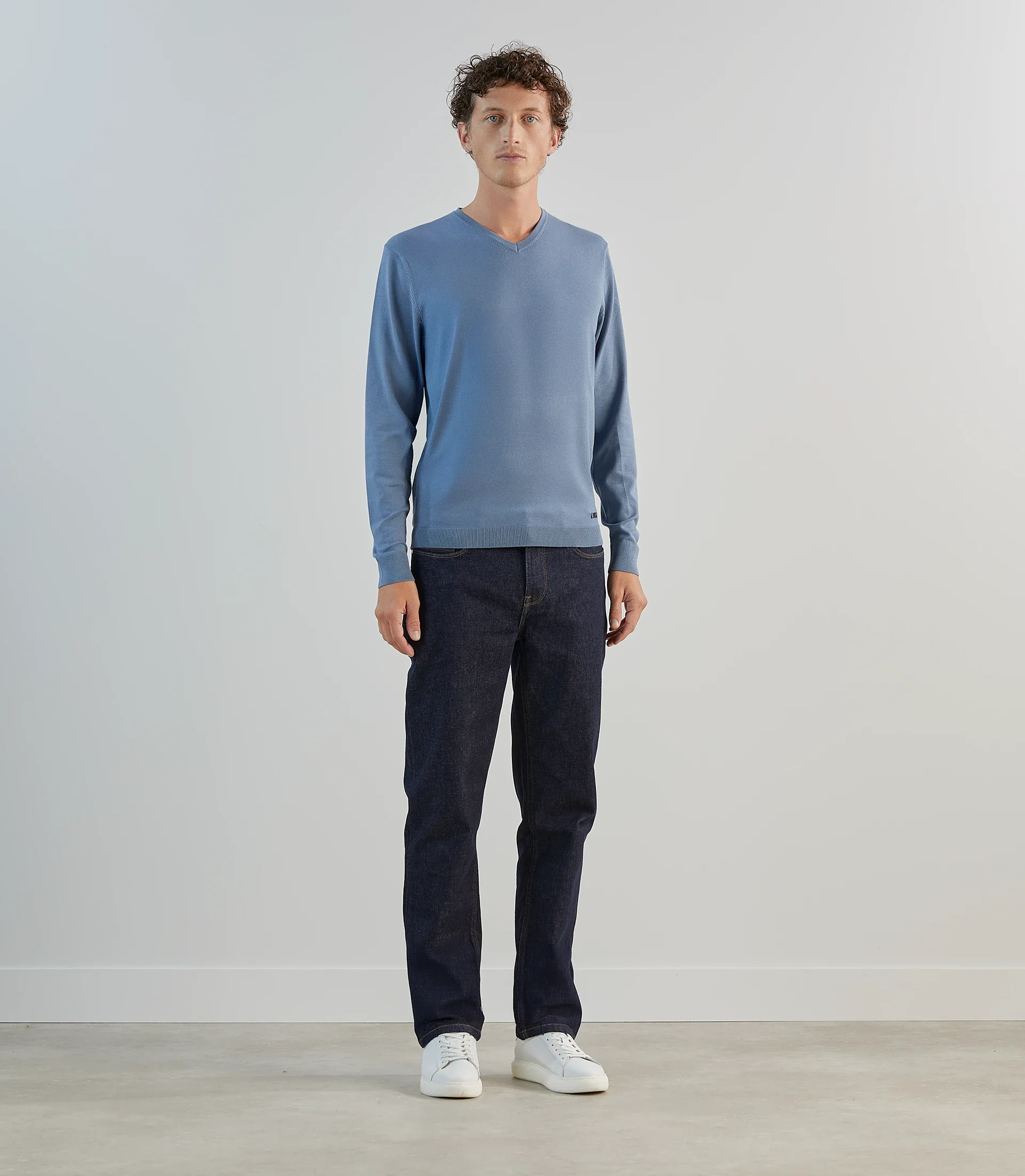 Pull col v bleu gris - Image 3