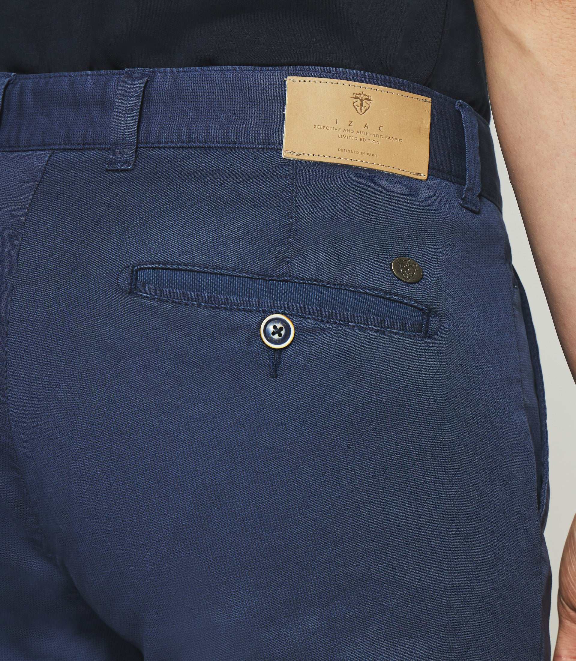 Pantalon slim à imprimé marine - Image 3