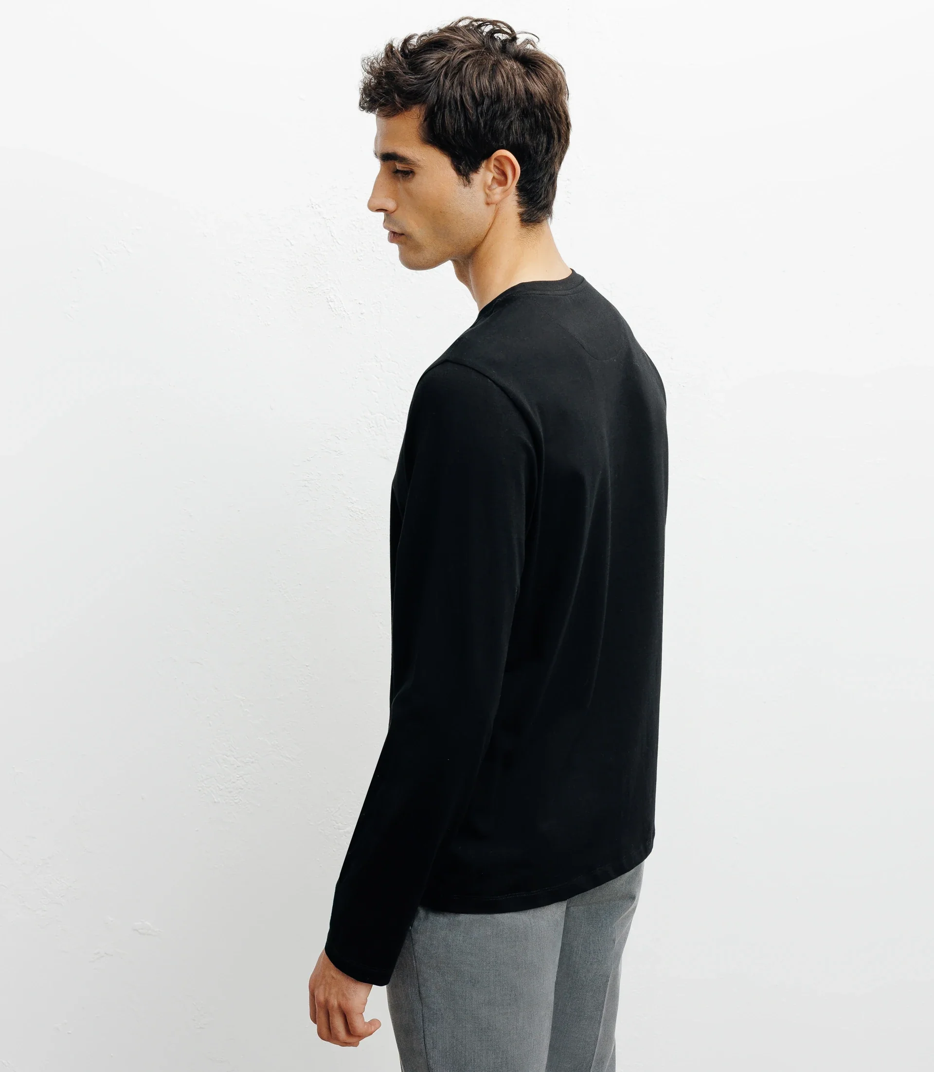 T-shirt col rond manches longues noir - Image 4