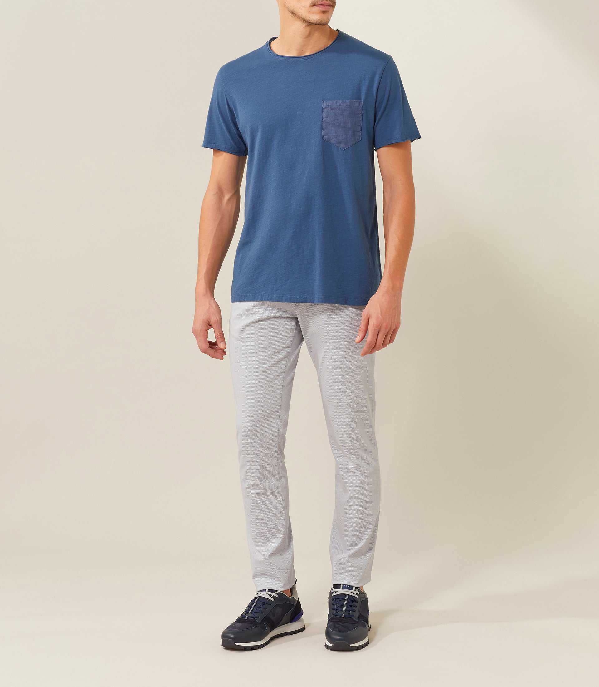 T shirt col rond marine avec poche poitrine en lin "Xavi" - Image 3